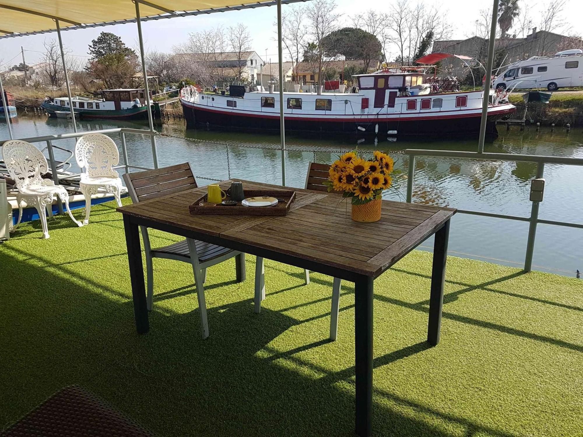 Peniche Authentique Tout Confort Aigues-Mortes Kültér fotó